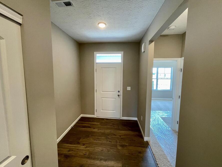 1601 Ashbury Court