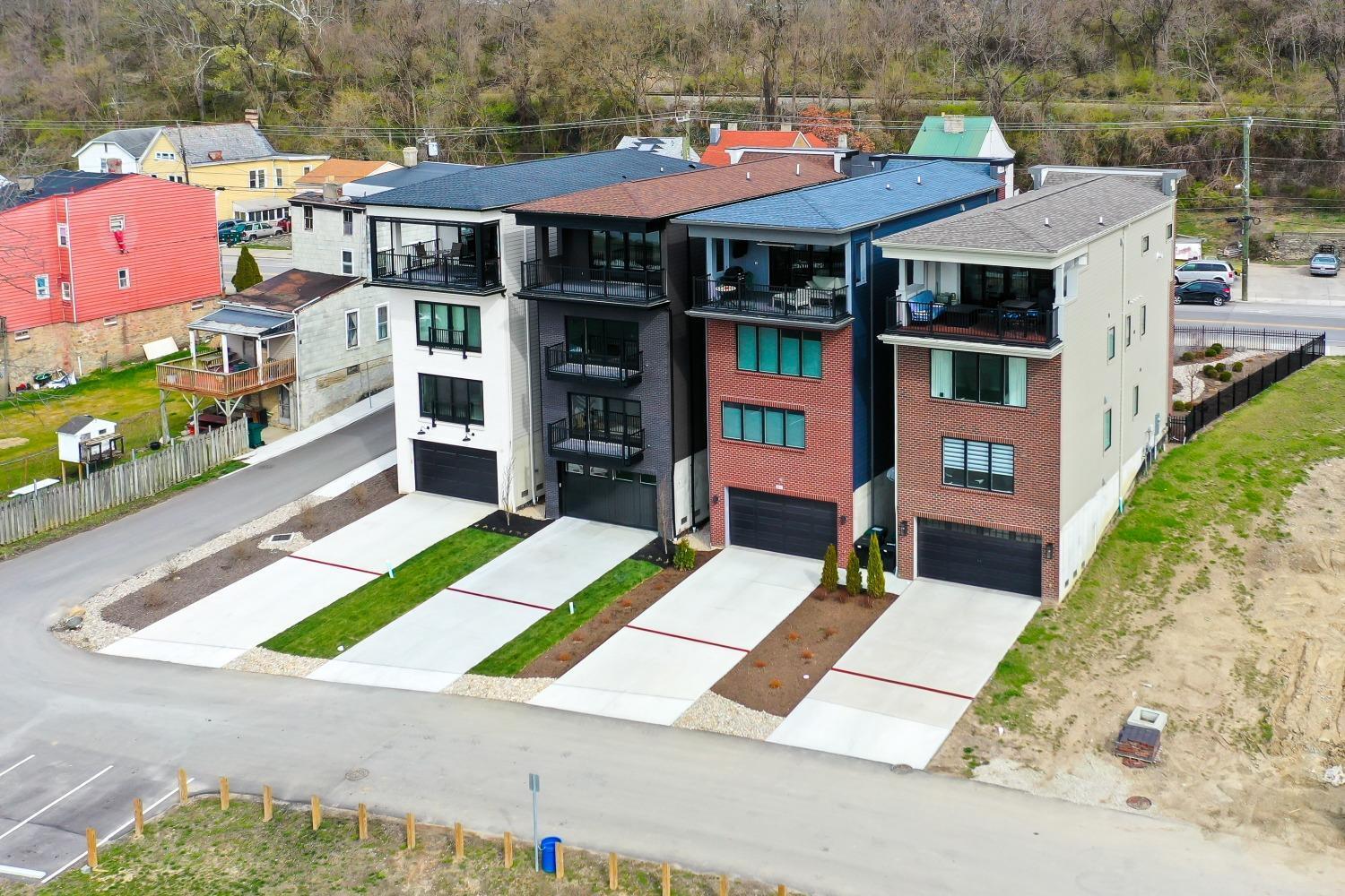 2481 Riverside Drive