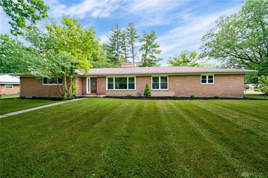 3749 E Patterson Rd
