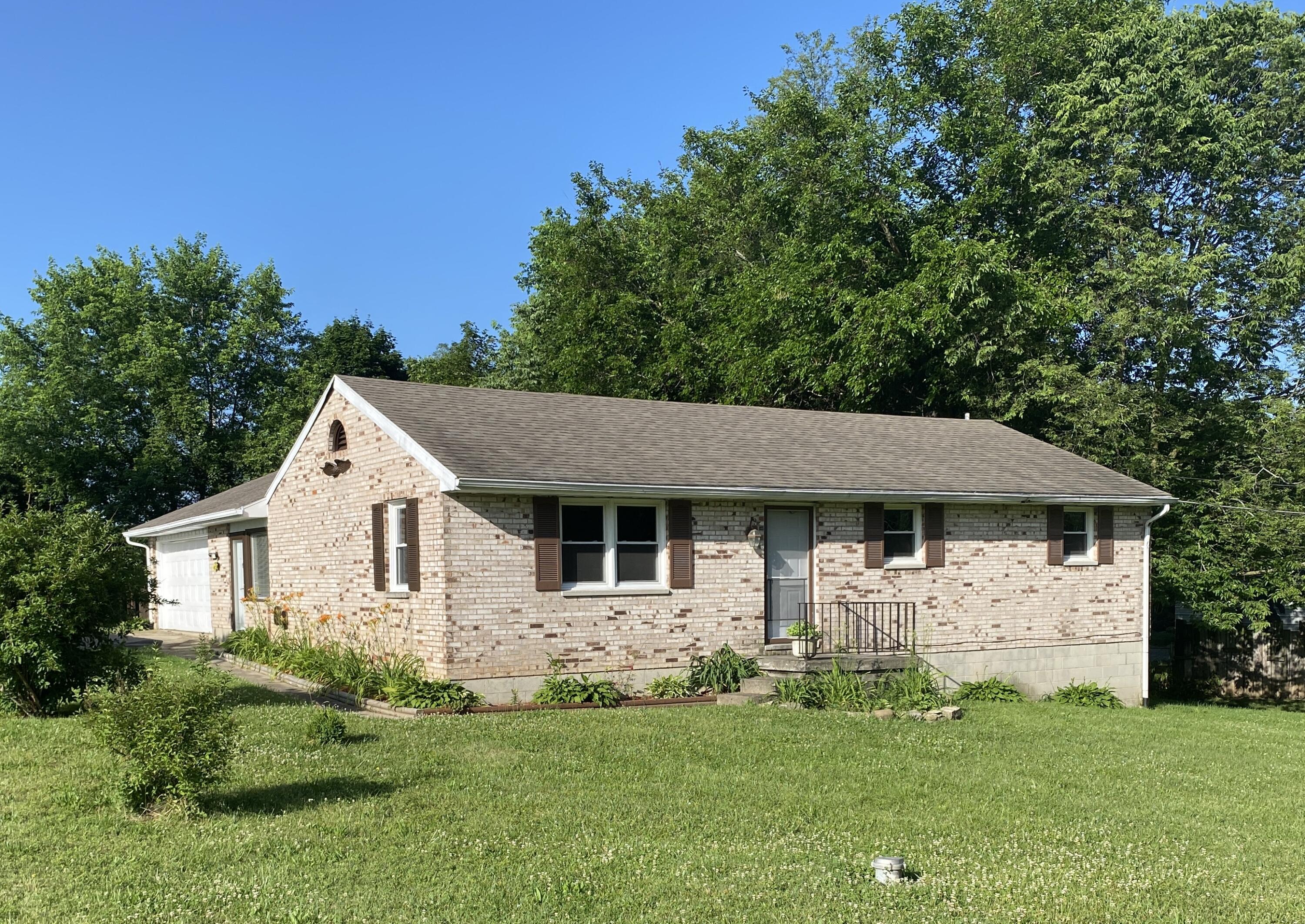 19 Adlyn Road