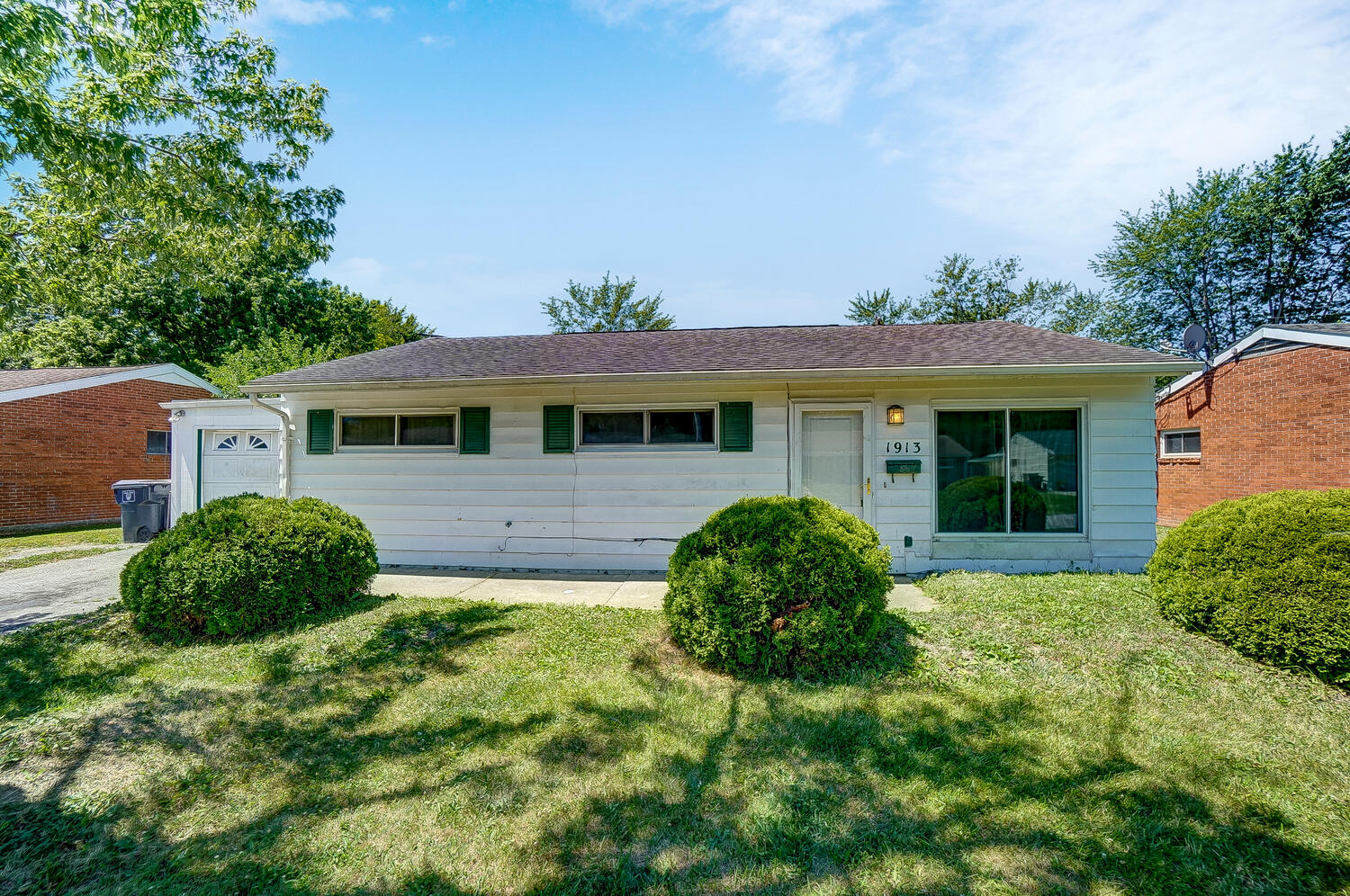 1913 Burch Avenue