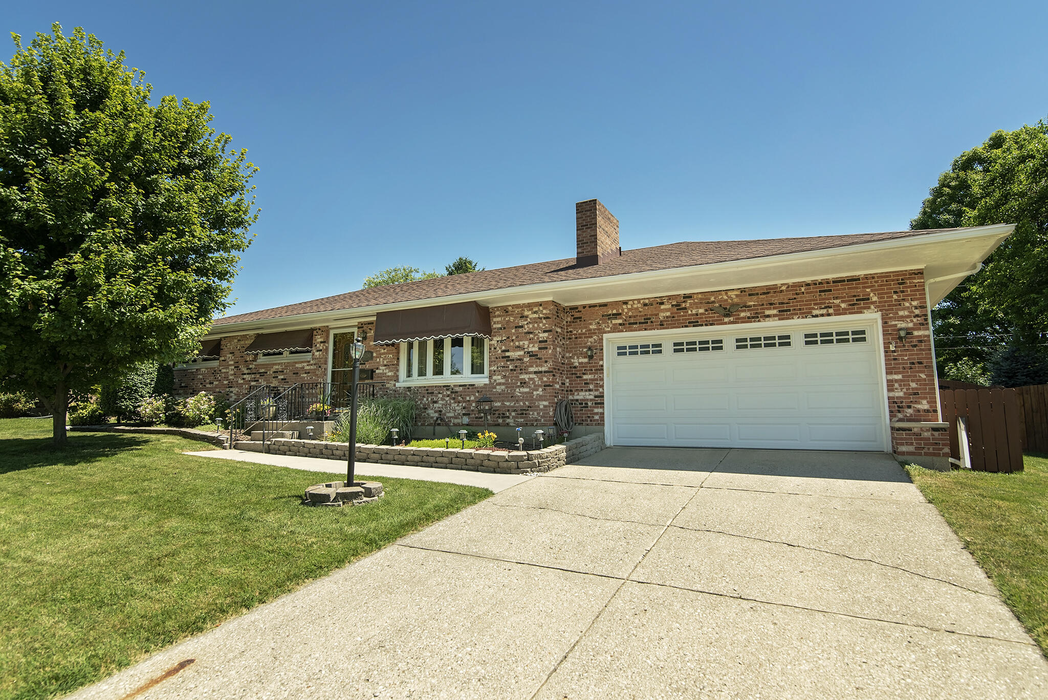 4150 Camelot Drive